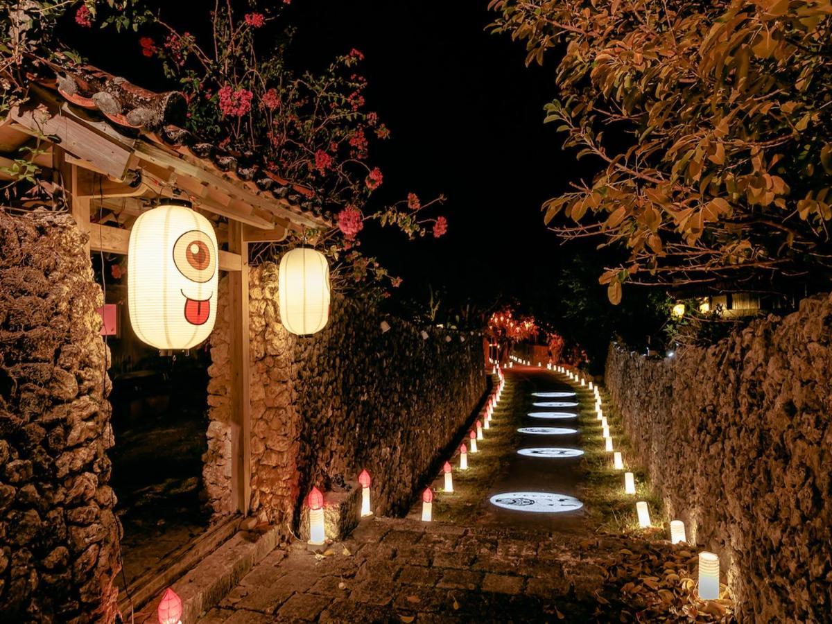Hotel Murasakimura Yomitan Exteriér fotografie